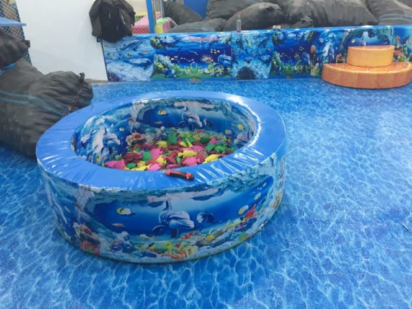 Tìm hiểu đôi nét về bể câu cá nhựa composite khu vui chơi cho bé
