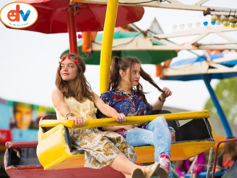 Vui chơi ngoài trời giúp phát triển thể chất các bé một cách tốt nhất