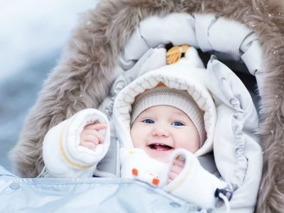 Bí quyết cách giữ ấm cho trẻ nhỏ trong mùa đông lạnh giá