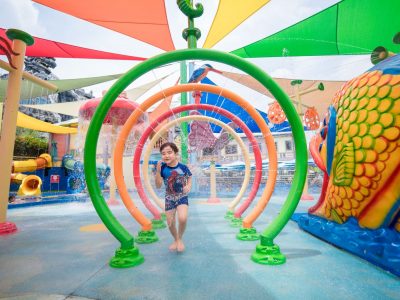 Các loại vật liệu thường được sử dụng để làm đồ chơi công viên nước