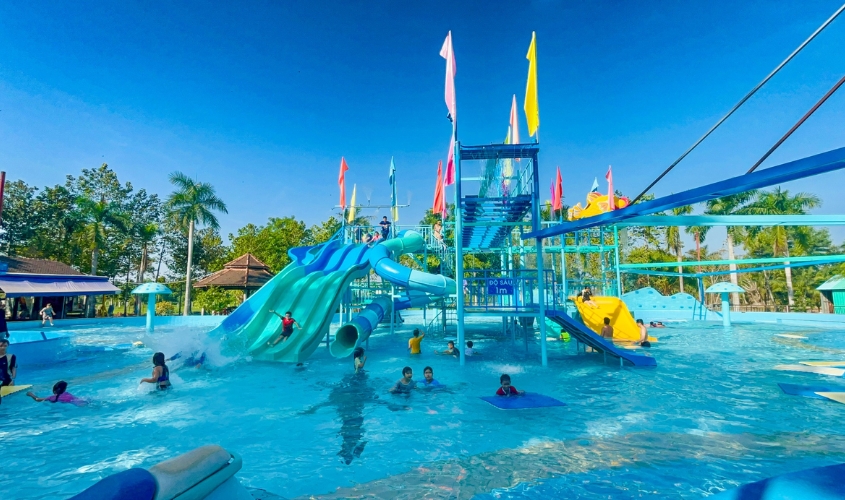 Danh sách các công viên có máng trượt công viên nước